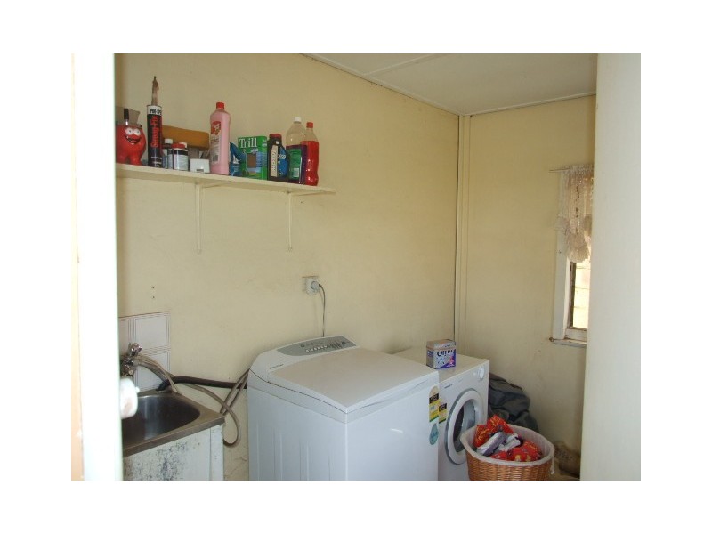 5 East Street, Parkes NSW 2870