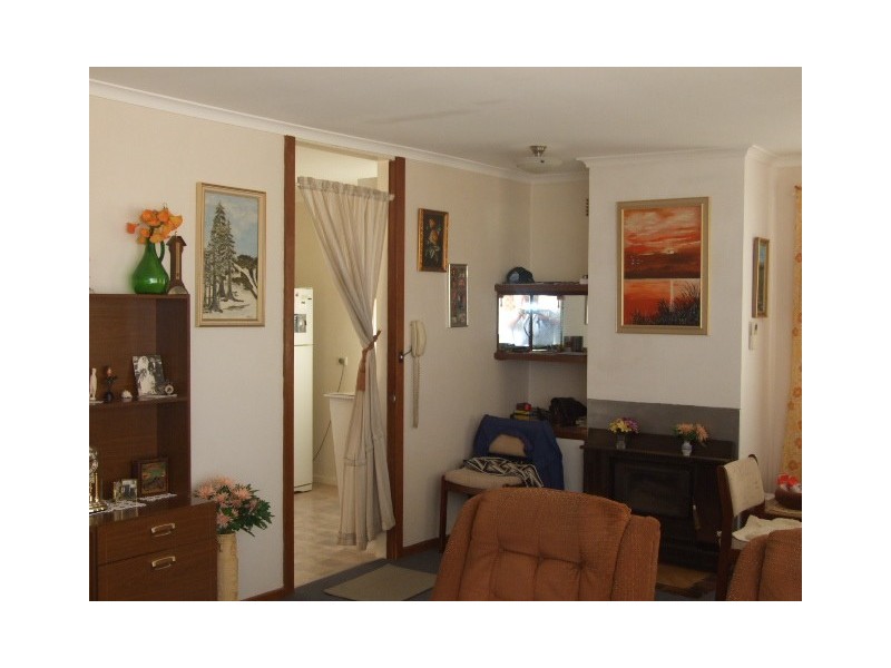 11 Best Street, Parkes NSW 2870