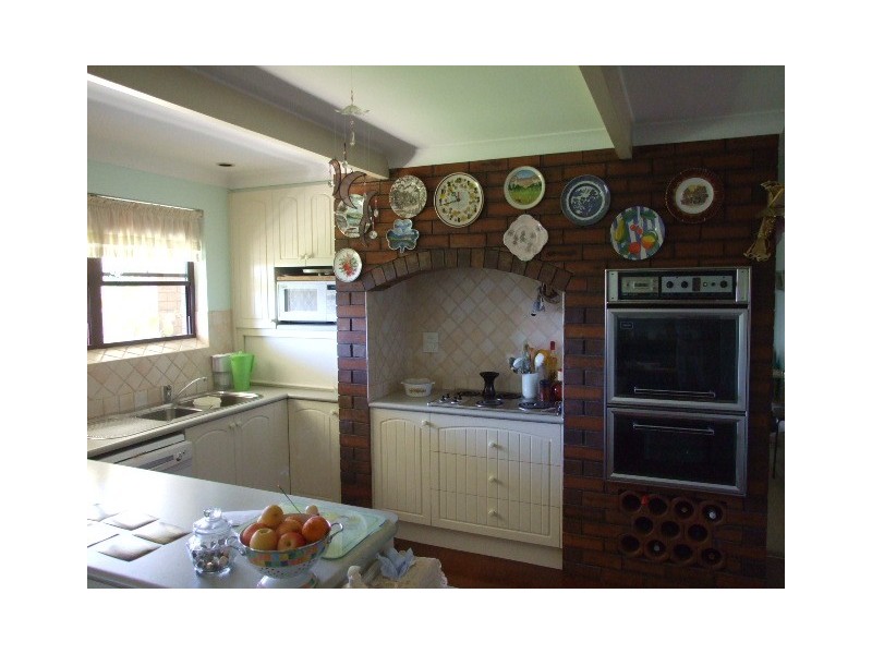 6 Coronation Avenue, Parkes NSW 2870