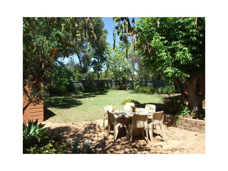 45 Dalton Street, Parkes NSW 2870