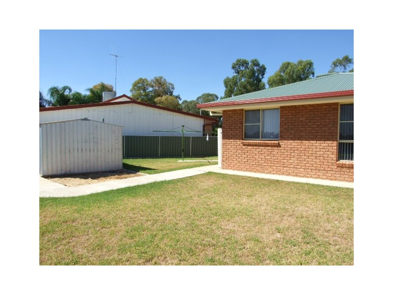 52 Forbes Road, Parkes NSW 2870