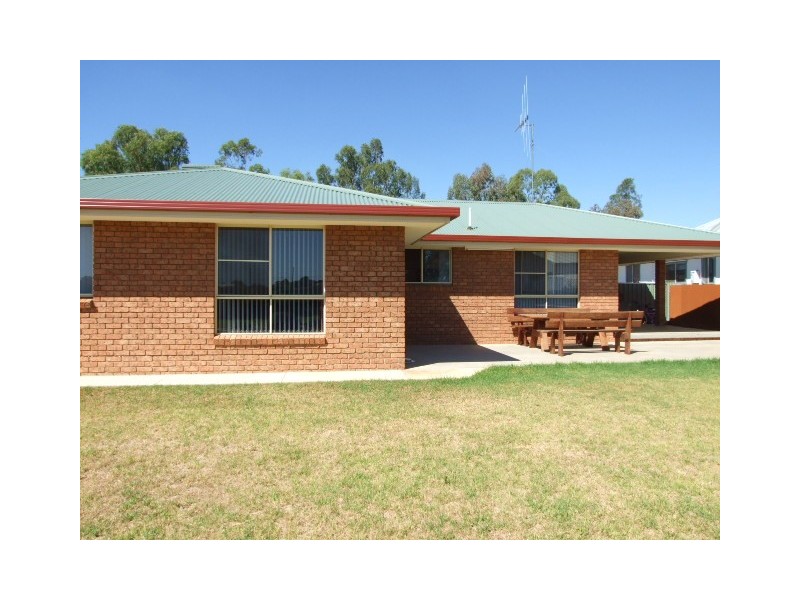 52 Forbes Road, Parkes NSW 2870