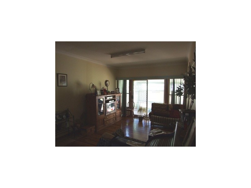 3 Thomas Street, Parkes NSW 2870