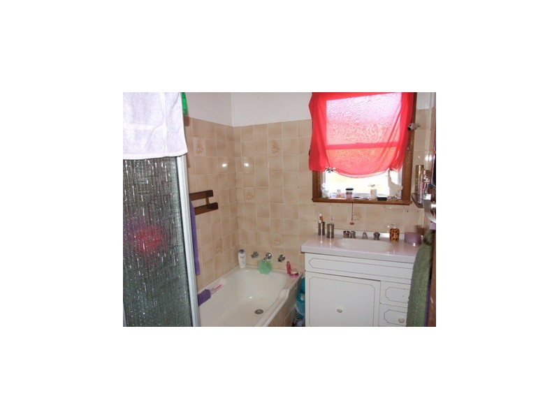 3 Thomas Street, Parkes NSW 2870