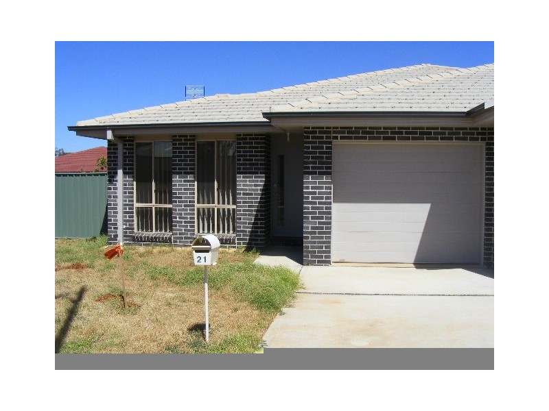 21/80 Close Street, Parkes NSW 2870