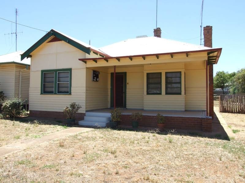70 Mitchell Street, Parkes NSW 2870