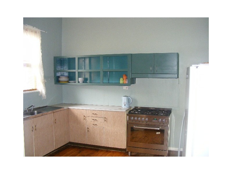 56 Orange Street, Parkes NSW 2870