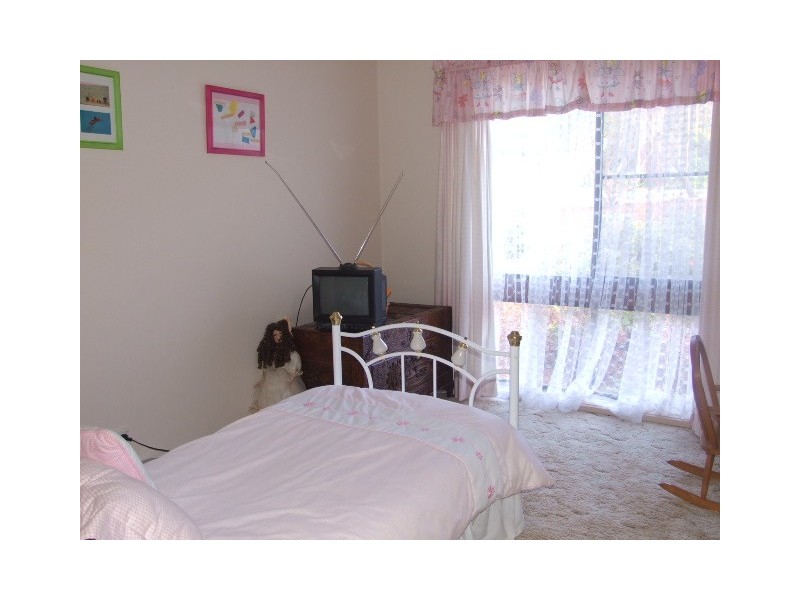 1 Glenwarrie Place, Parkes NSW 2870