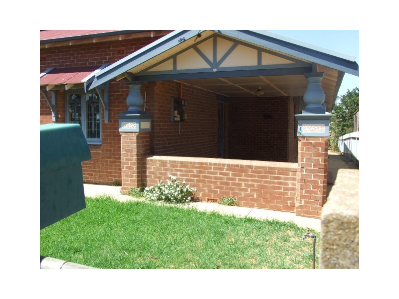 9 Cecile Street, Parkes NSW 2870
