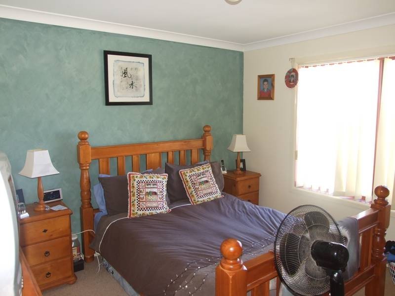 7 Banjo Place, Parkes NSW 2870