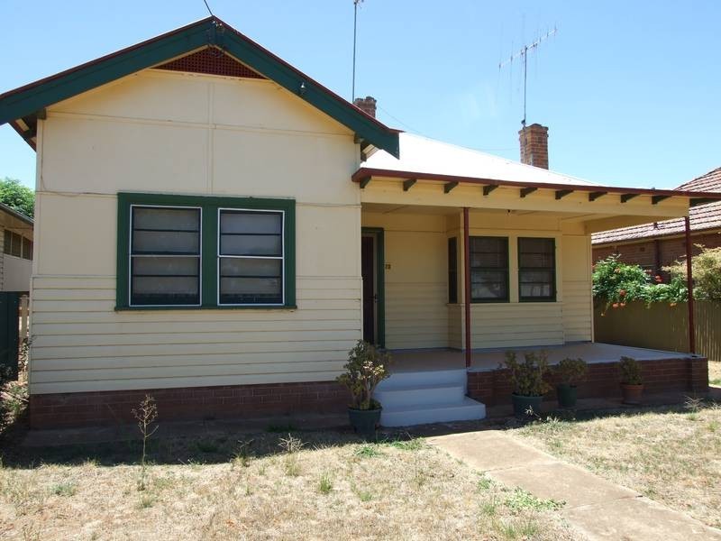 70 Mitchell Street, Parkes NSW 2870