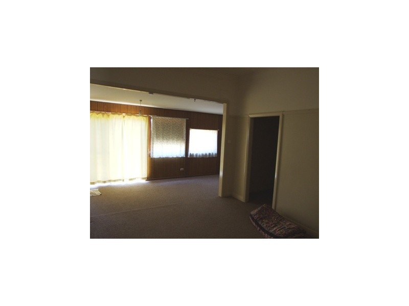 70 Mitchell Street, Parkes NSW 2870