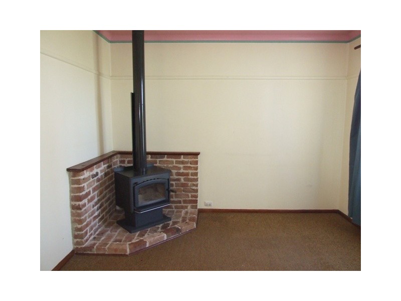 18 Kookaburra Street, Parkes NSW 2870