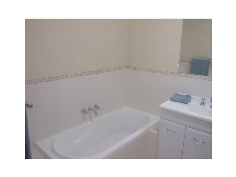 72A Close Street, Parkes NSW 2870