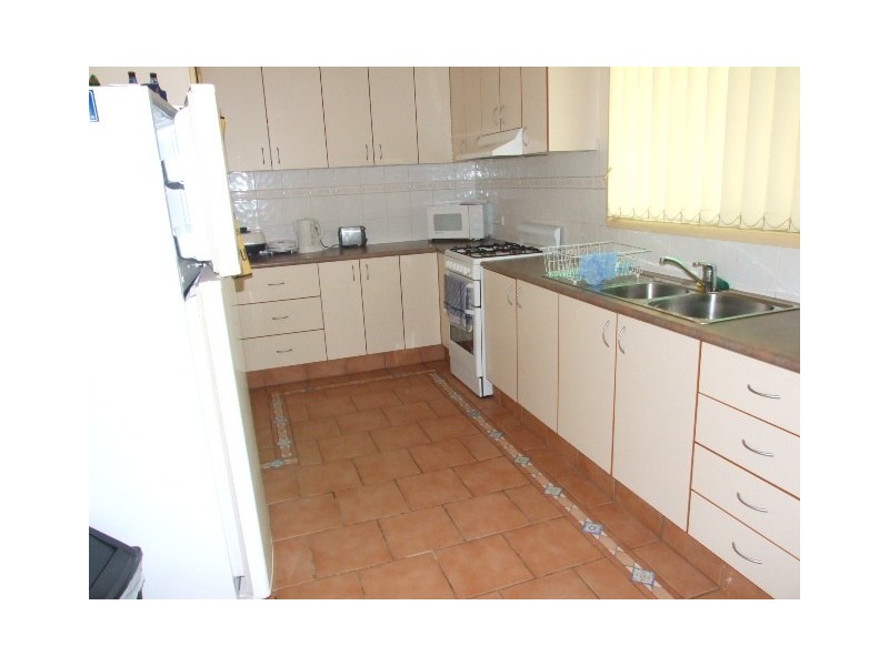 31 Hill Street, Parkes NSW 2870