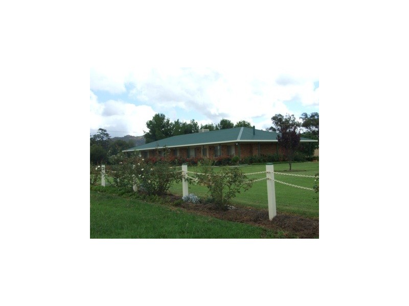 2 Strom Lane, Eugowra NSW 2806