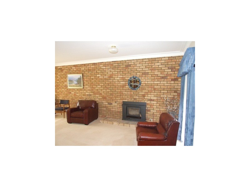 2 Strom Lane, Eugowra NSW 2806