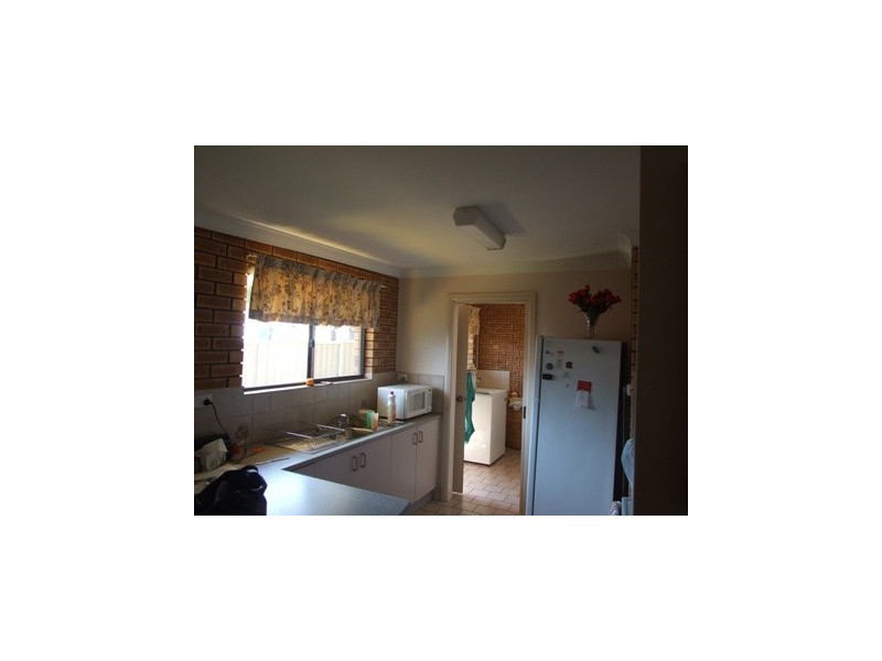 1,2 and 3/79 Hill Street, Parkes NSW 2870