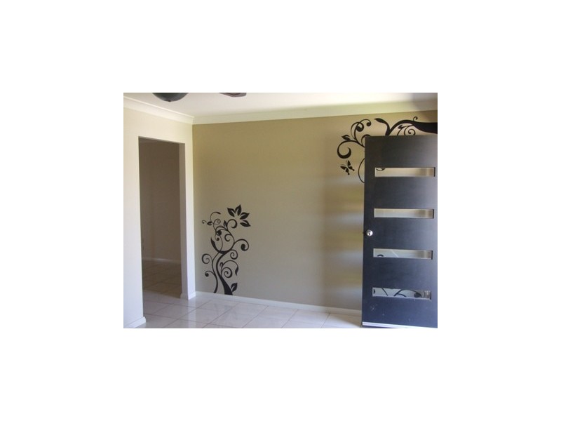 33 Blaxland Street, Parkes NSW 2870