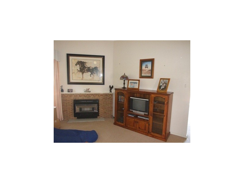 15 Goobang Street, Parkes NSW 2870