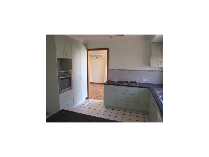 2 Lotus Place, Parkes NSW 2870
