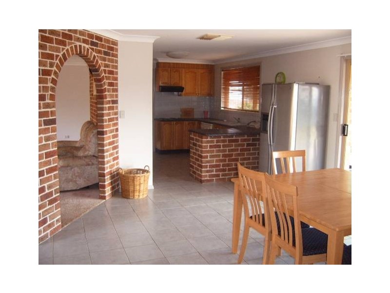 42 Coronation Avenue, Parkes NSW 2870