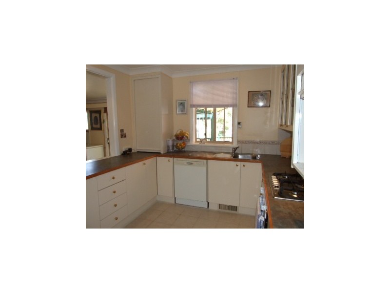 64 High Street, Parkes NSW 2870