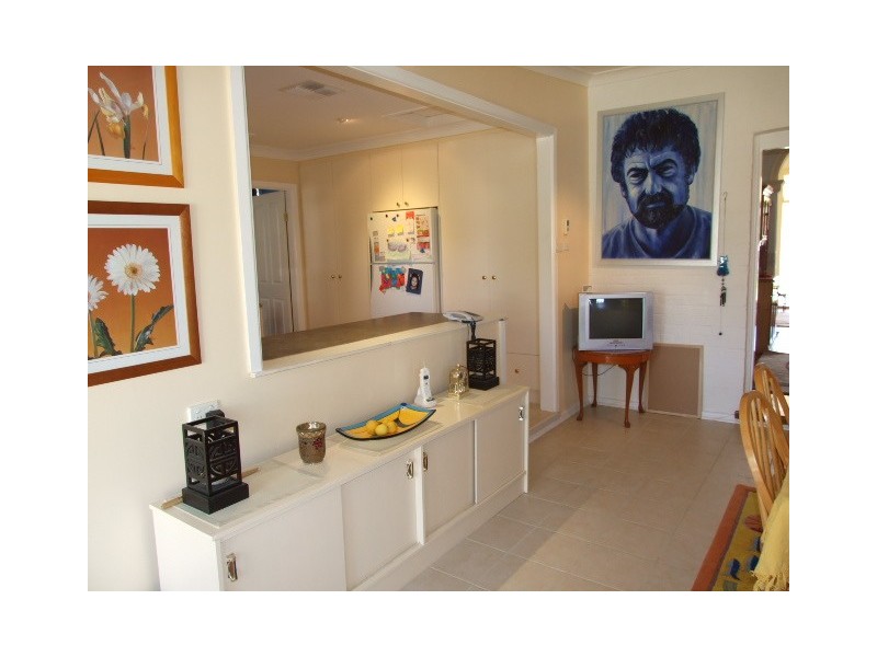 64 High Street, Parkes NSW 2870