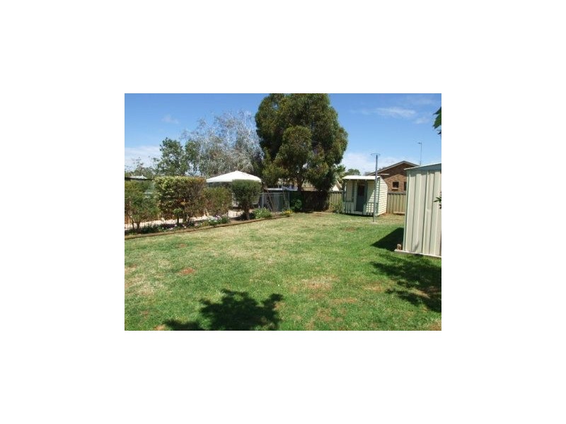 64 High Street, Parkes NSW 2870