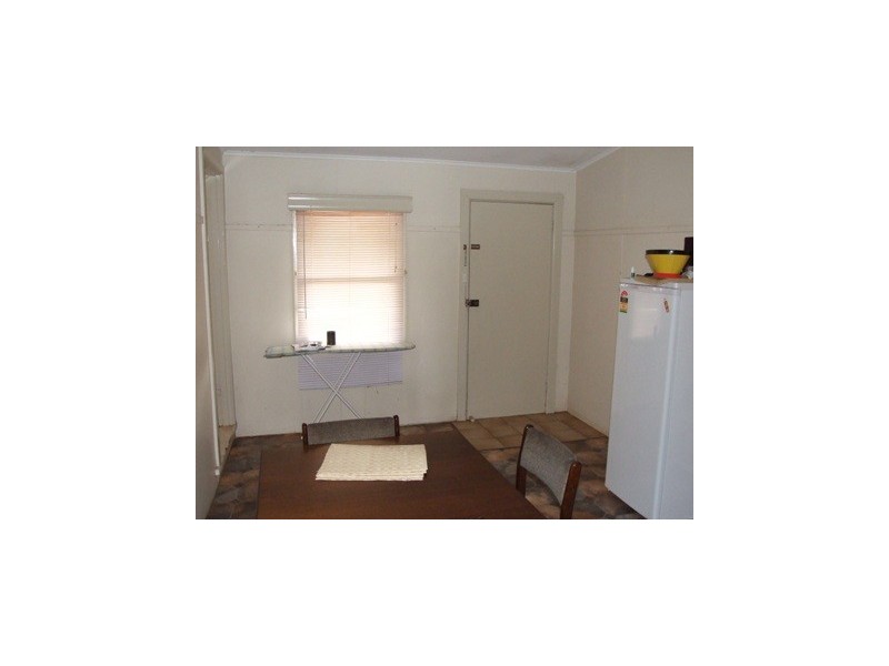 36 Victoria Street, Parkes NSW 2870