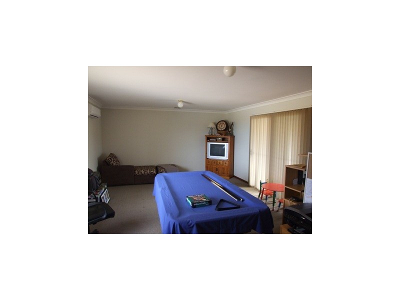 83 Farrer Street, Parkes NSW 2870