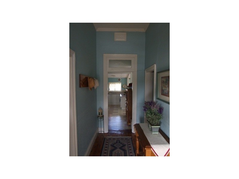 5 Howard Street, Parkes NSW 2870