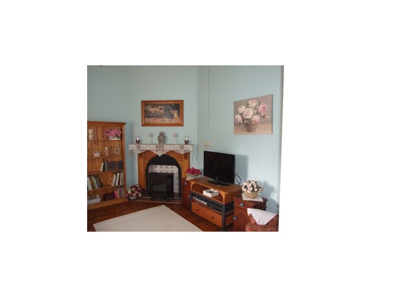 5 Howard Street, Parkes NSW 2870