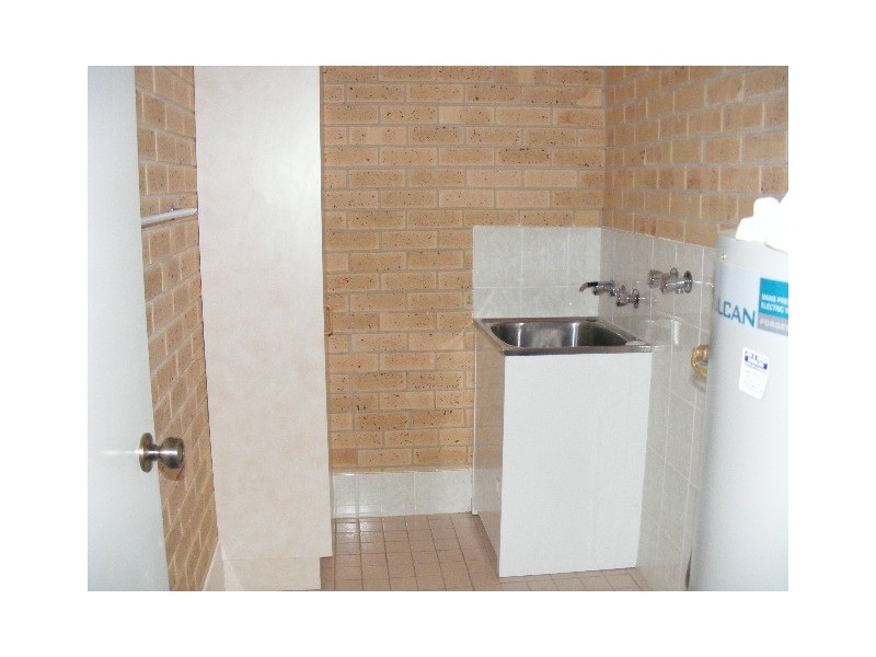 1/21 Ebelina Crescent, Parkes NSW 2870