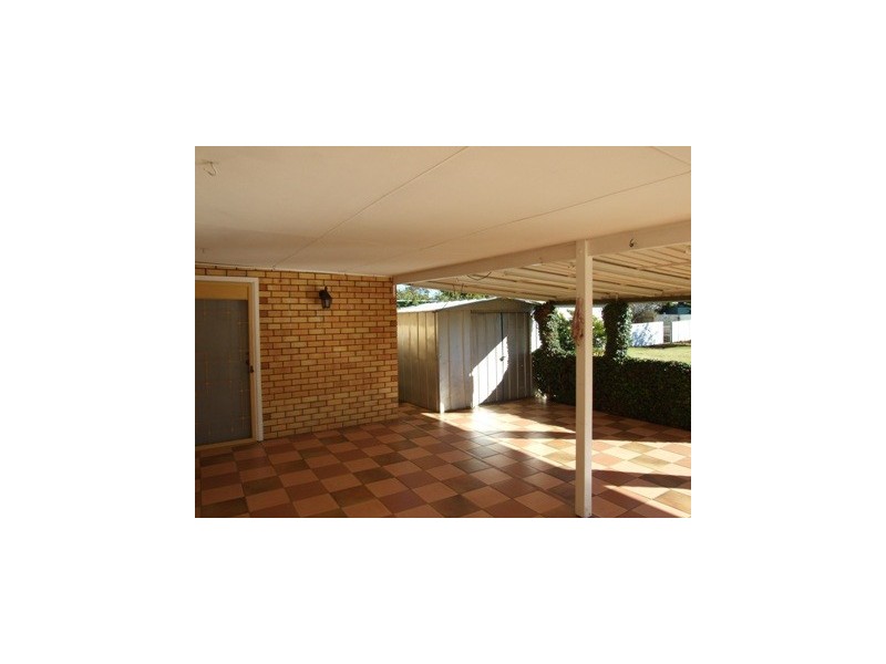 17 Carrington Street, Parkes NSW 2870