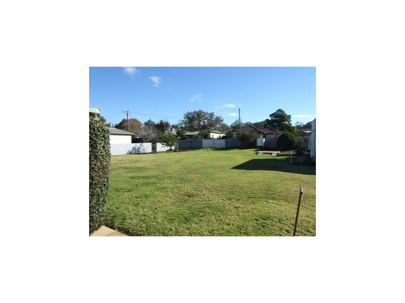 17 Carrington Street, Parkes NSW 2870