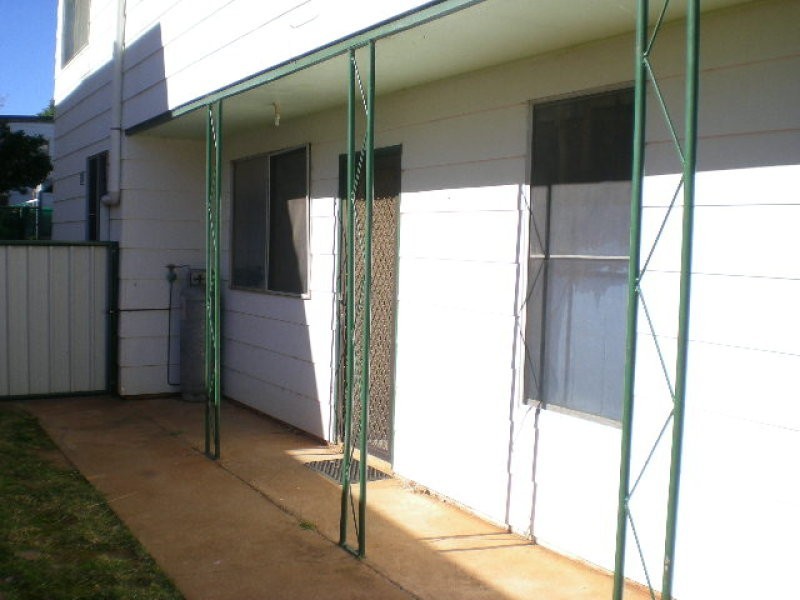 81 High Street, Parkes NSW 2870