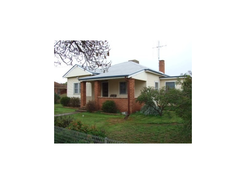 25 Clarinda Street, Parkes NSW 2870