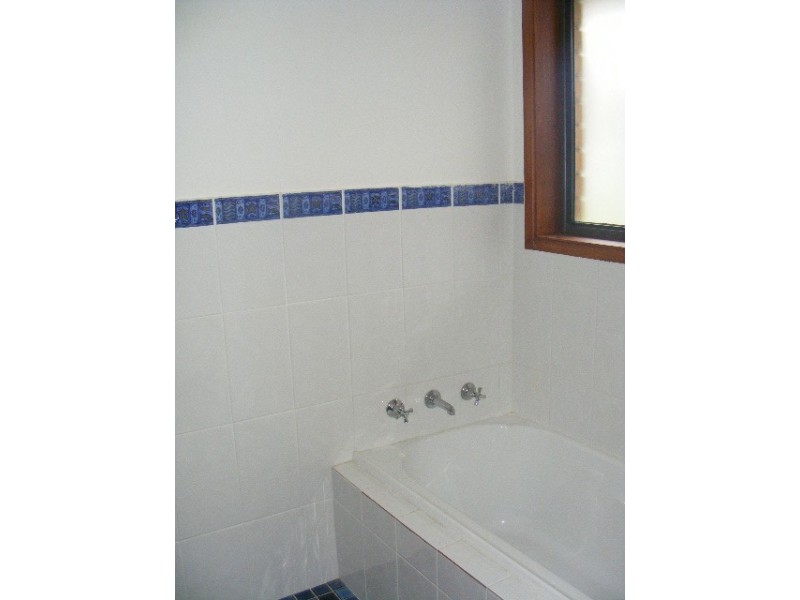 130 Victoria Street, Parkes NSW 2870