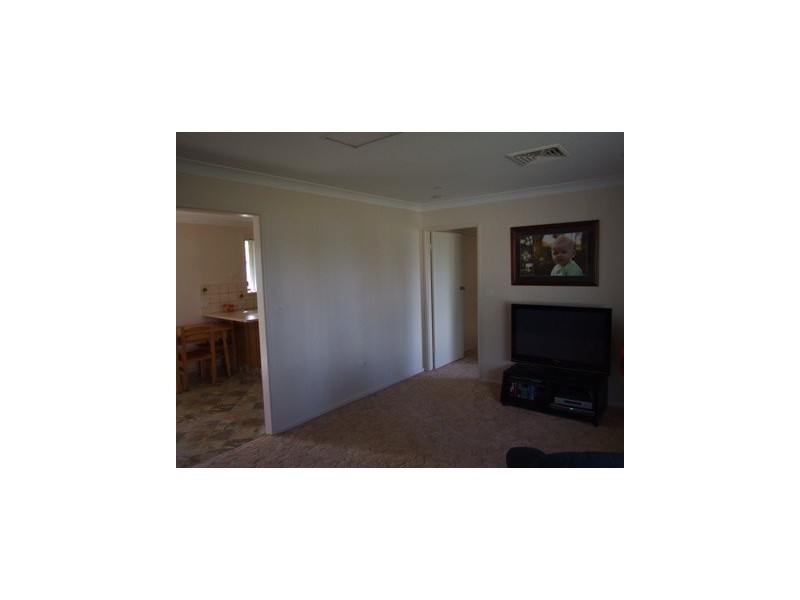 12 Station Street, Parkes NSW 2870