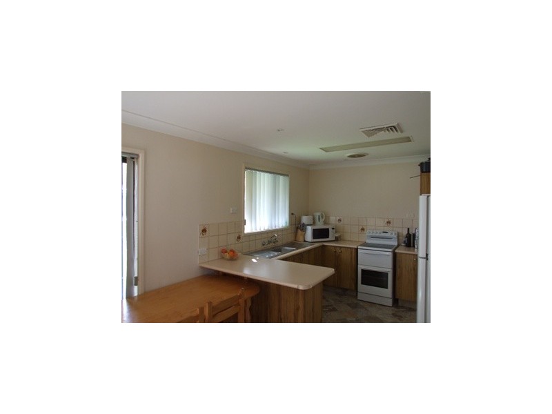 12 Station Street, Parkes NSW 2870