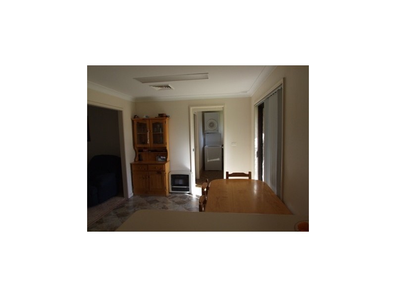 12 Station Street, Parkes NSW 2870