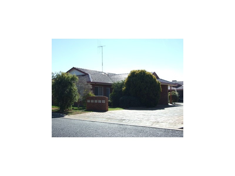 5/21 Ebelina Cres, Parkes NSW 2870