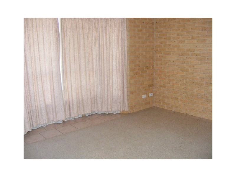 5/21 Ebelina Cres, Parkes NSW 2870