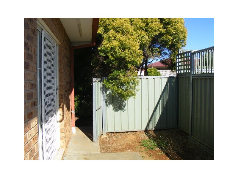 5/21 Ebelina Cres, Parkes NSW 2870