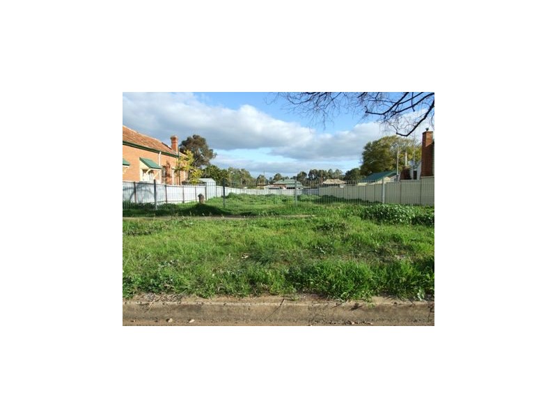 84-86 Clarinda Street, Parkes NSW 2870