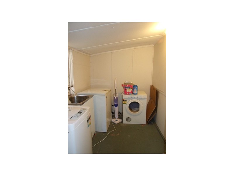 84-86 Clarinda Street, Parkes NSW 2870