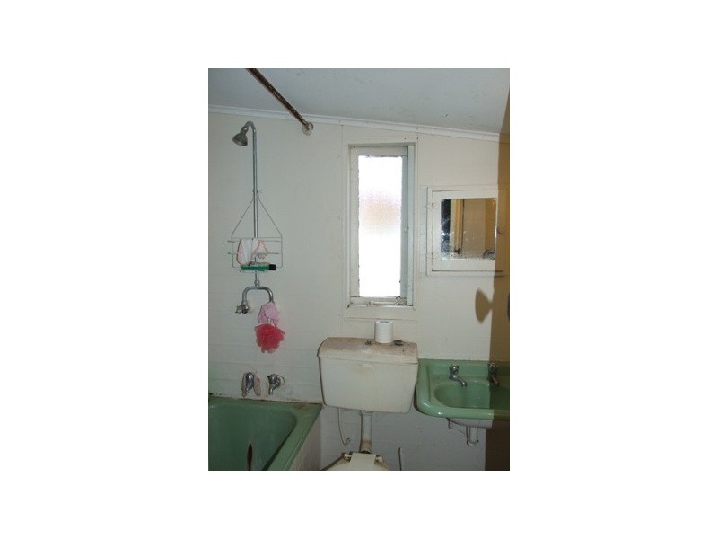 84-86 Clarinda Street, Parkes NSW 2870