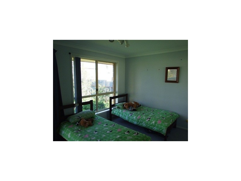6 Caledonia Street, Parkes NSW 2870