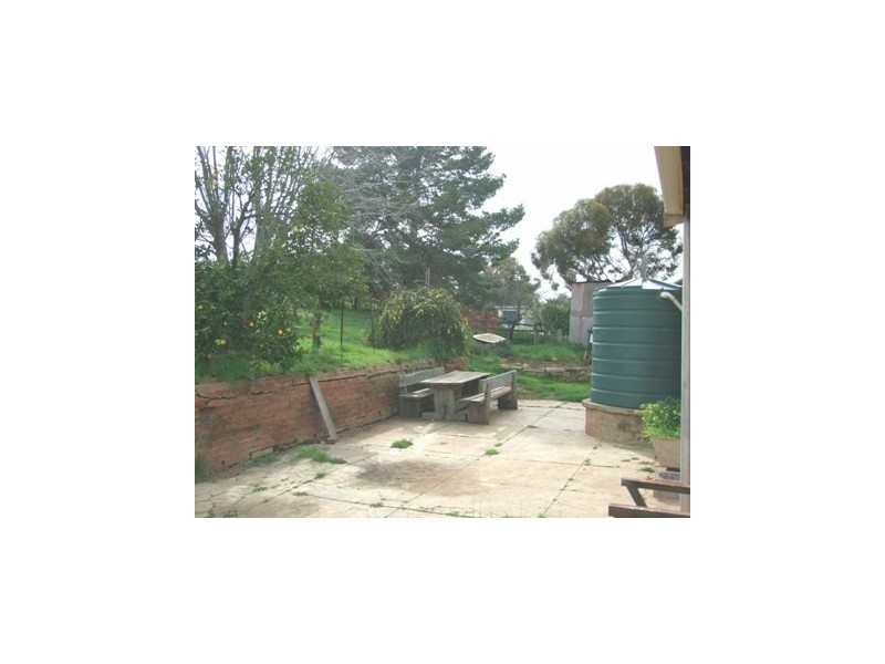 2 Gap Street, Parkes NSW 2870